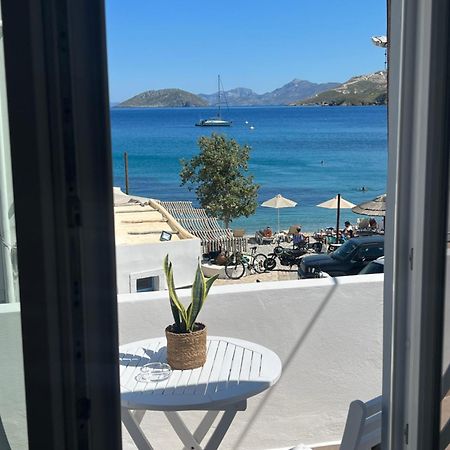 White Island Rooms Panteli Екстериор снимка