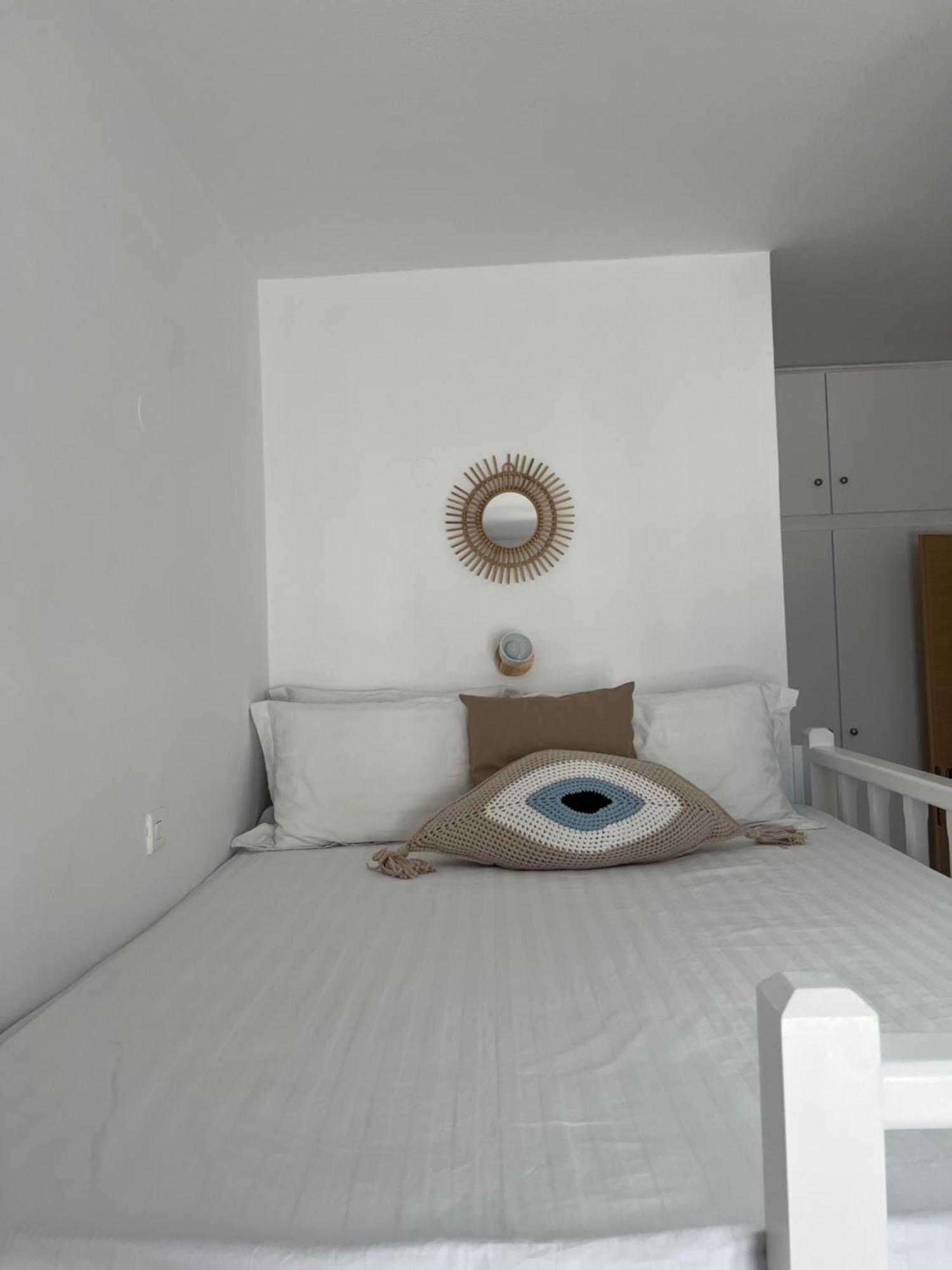White Island Rooms Panteli Екстериор снимка
