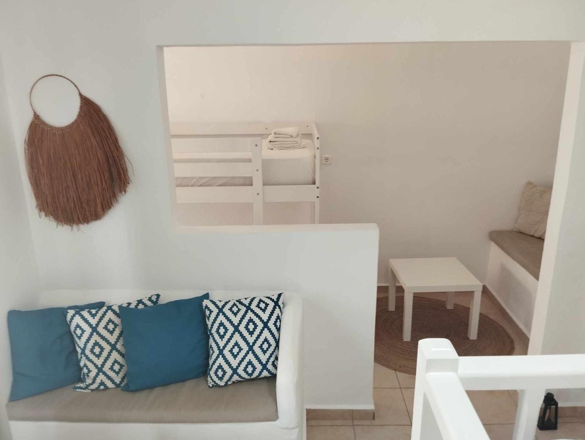 White Island Rooms Panteli Екстериор снимка